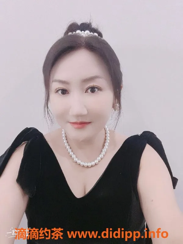 上海楼凤-虹口豆奶，160cm 55kg，600元起多种服务