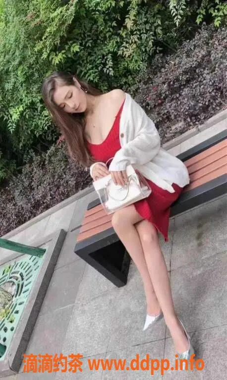 广州楼凤-海珠春春，28岁165cm，价格亲民服务优质