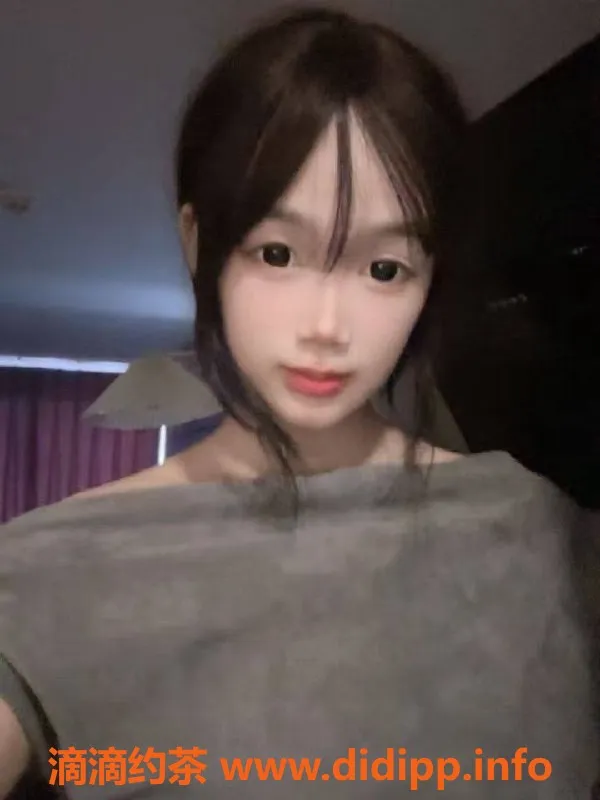 广州楼凤-白云嫩妹依依，视频验证，600元起