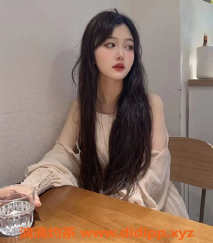 上海楼凤-浦东彩虹，163cm身高，900P起服务