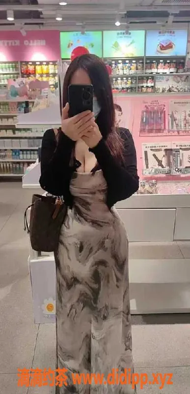 广州楼凤资源信息,白云大奶妹妹，24岁163cm，广州楼凤风骚宝儿