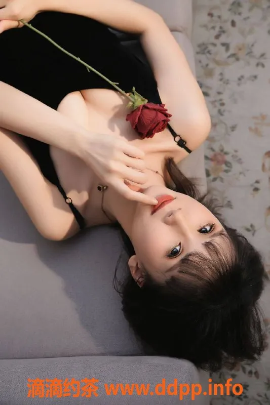 杭州上门服务-余杭区雪儿，24岁，身高163，43kg一条龙服务