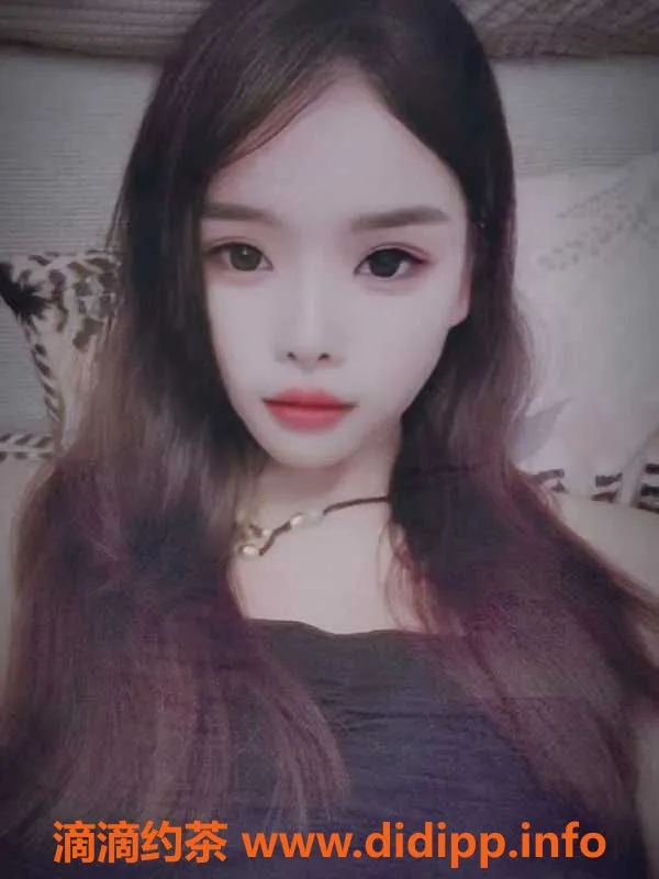 广州楼凤-花都柠檬，23岁155cm，胸围36D，服务超值