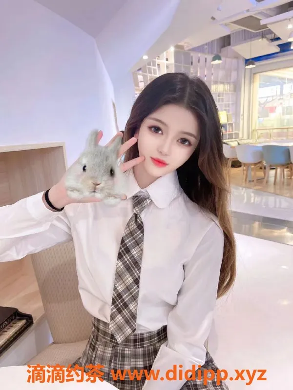 深圳楼凤-宝安小糖糖，1000元起，享受豪华服务