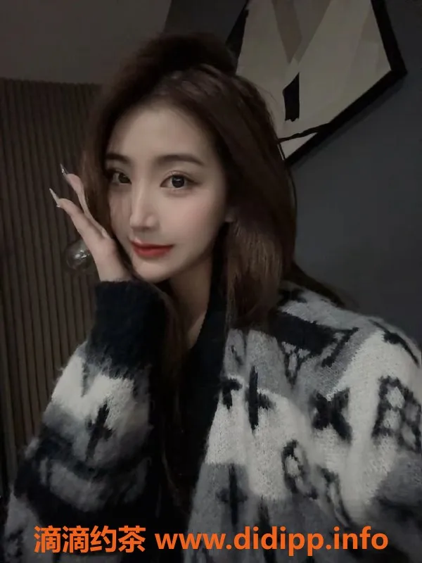 深圳楼凤资源信息,深圳福田梨香香，23岁C罩杯，2000元起