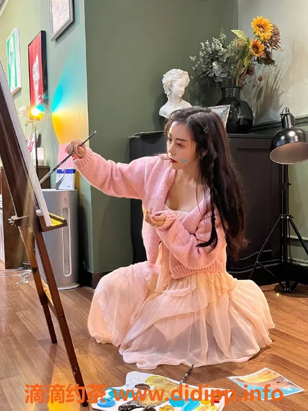 杭州楼凤资源信息,上城区网红一日女友，D罩杯超有感觉