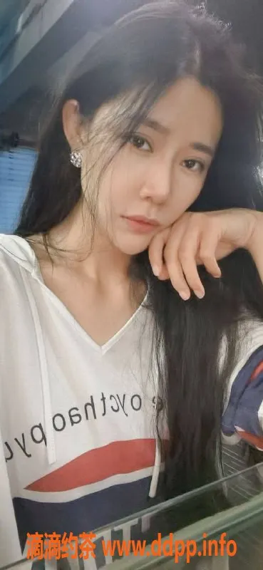 广州楼凤-番禺小狐狸，专属服务1000元，视频验证靠谱