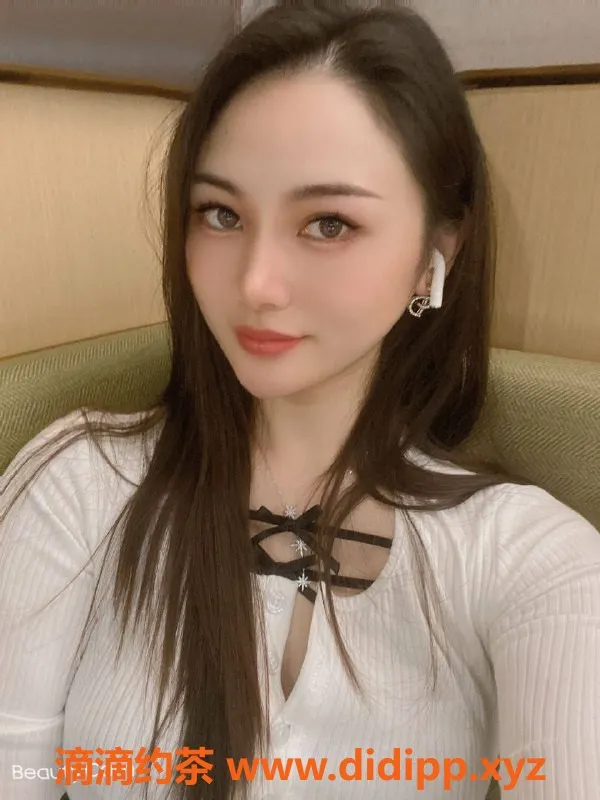广州楼凤-天河御姐小米，700元一小时，视频验证靠谱