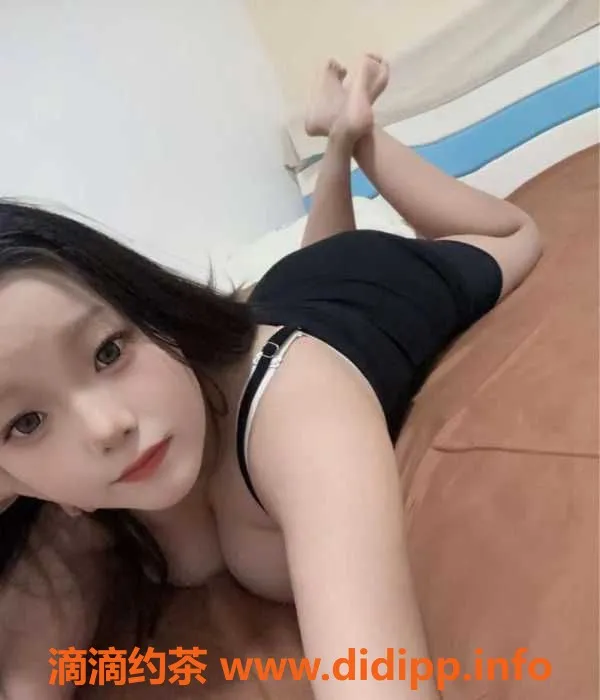 广州楼凤-天河大胸嫩妹七七，168cm，18岁，服务优质