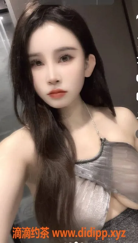 深圳楼凤-龙华活好大胸妹，课费898p起