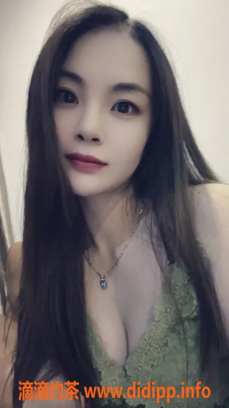 广州楼凤-番禺人妻娜娜，400元约会体验