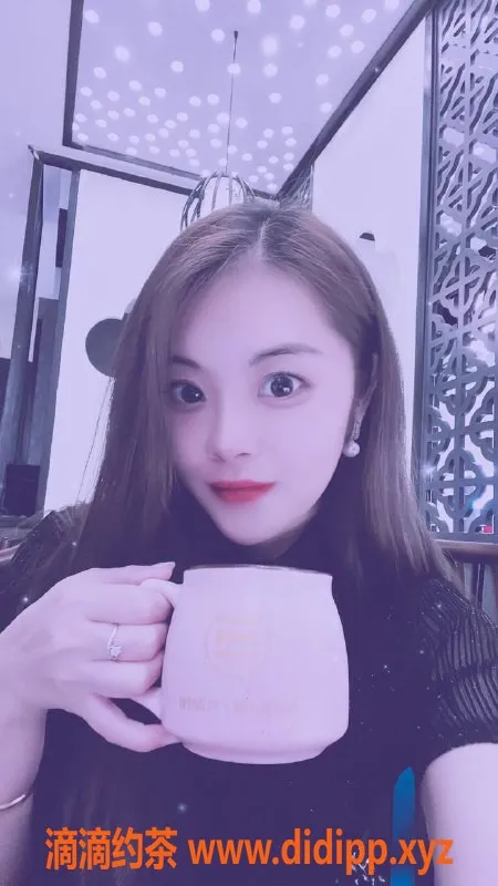 广州楼凤-番禺人妻娜娜，400元约会体验