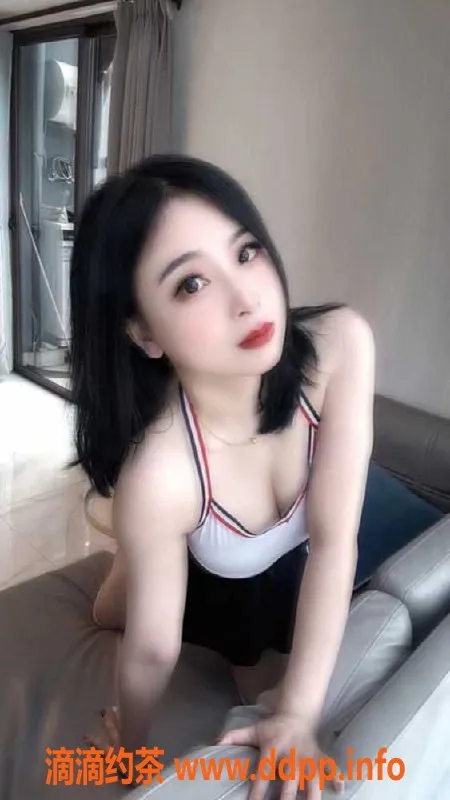 广州楼凤-黄埔性感温柔丹丹，26岁170cm，36E美胸等你来体验！