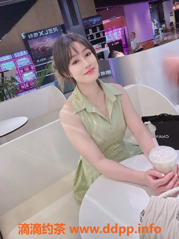 深圳楼凤-南山小九，600元超值服务，欢迎约玩！