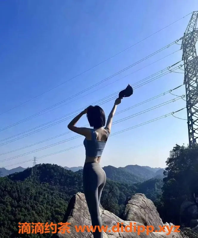 深圳楼凤-南山Miumiu，165cm，46kg，C罩杯，98年宝贝