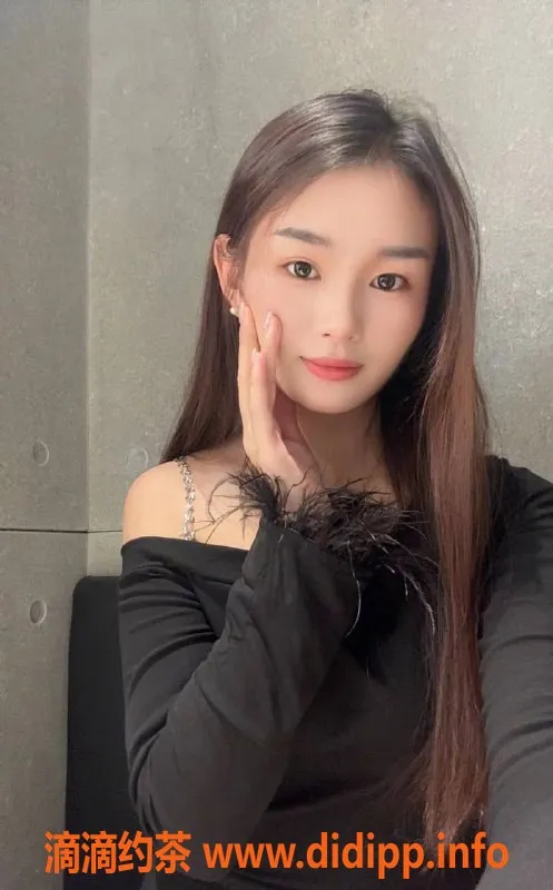 深圳楼凤资源信息,宝安小雨，700元约会，服务超棒！