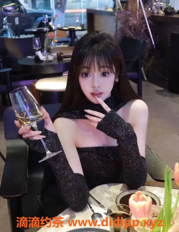 上海楼凤-普陀福利老师，原价1900P现仅1500P，限2名！