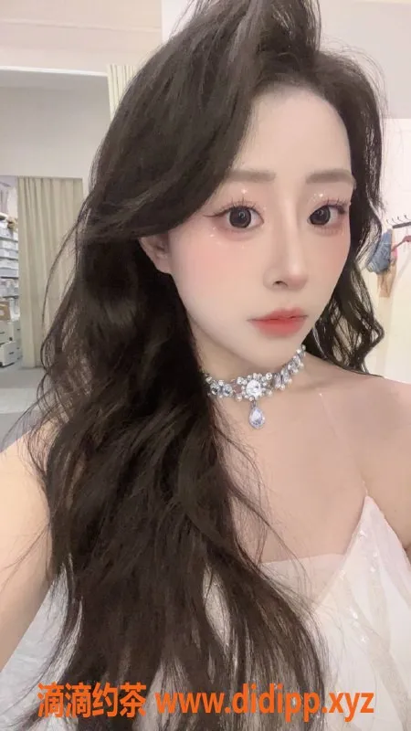 上海楼凤资源信息,普陀奈儿，身高166，胸围36D，1500P体验