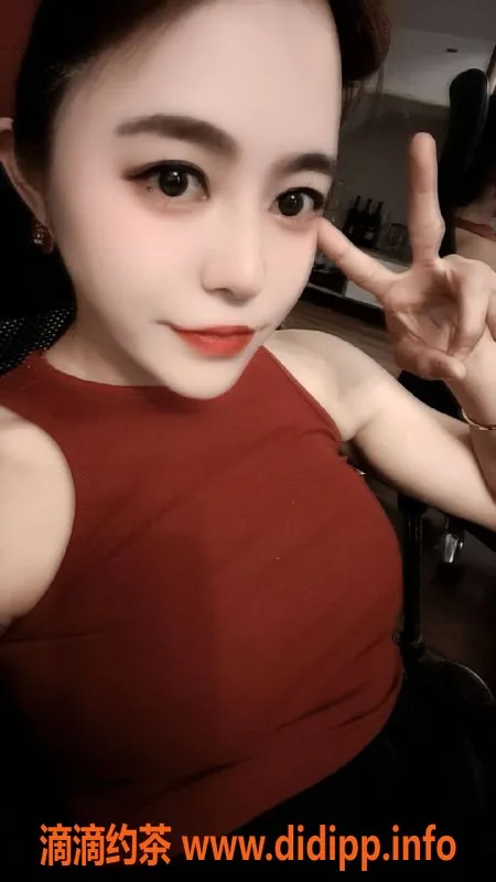 上海楼凤-宝山糯米身材迷人，1000元体验服务