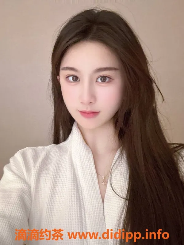 深圳楼凤-深圳南山瑜伽老师cc，长腿大胸，1500起