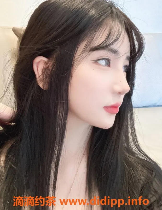 深圳楼凤资源信息,深圳龙华依依，158C，92斤，千元档服务