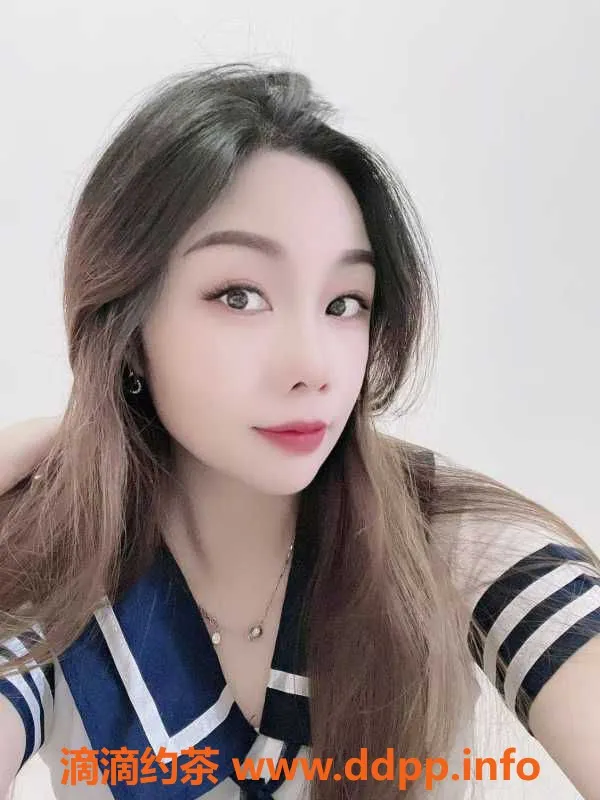 广州楼凤-广州天河小鱼儿，25岁，163cm，48kg，胸围36B