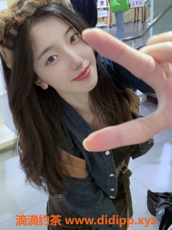 上海楼凤-普陀妍妍，162身高，40体重，1200起