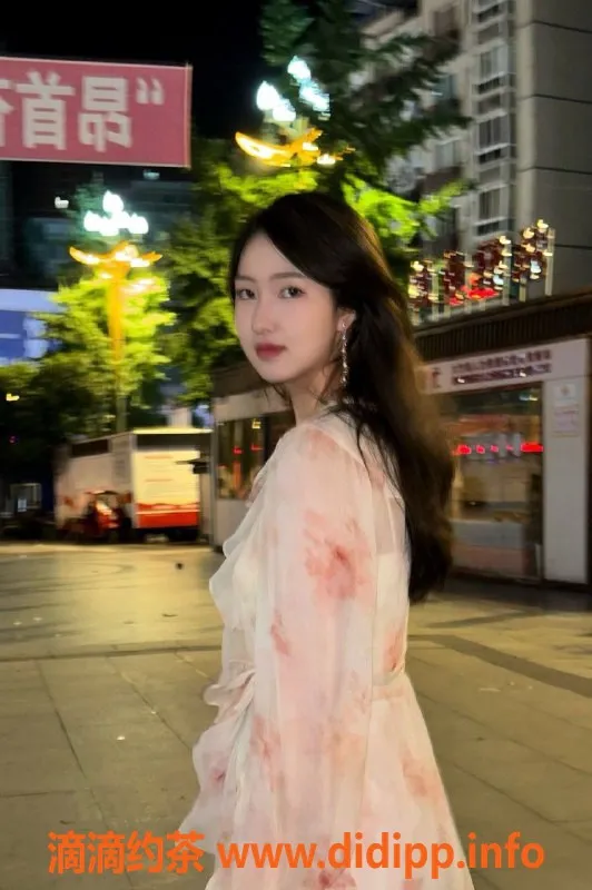 武汉楼凤-徐东苏苏，1p水费600，带你体验不一样的服务