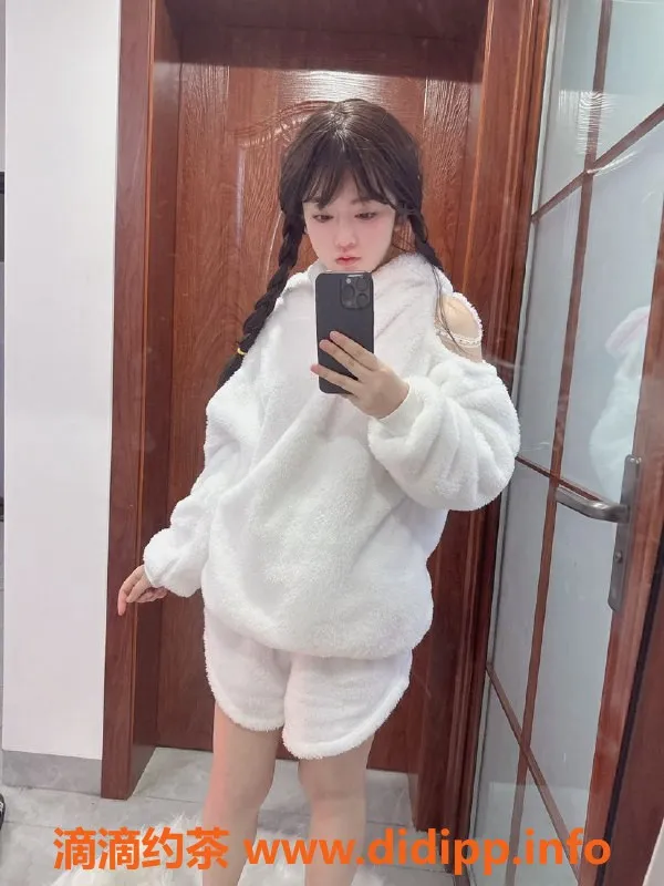 宁波外围资源信息,宁波白小纯小不点，165cm甜美陪伴，茶水费1200起