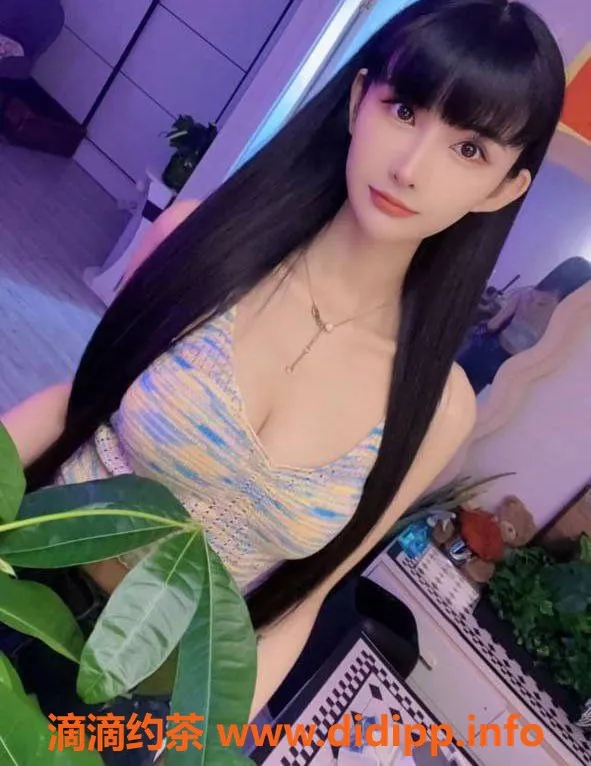 上海楼凤-普陀若若：170CM模特，胸C＋，1500起！