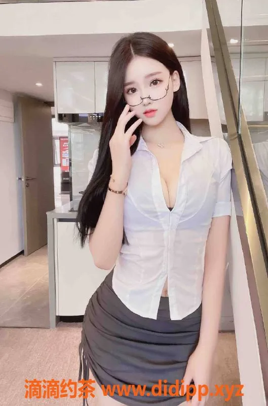 上海楼凤-普陀微微，超值福利仅需2000PP！