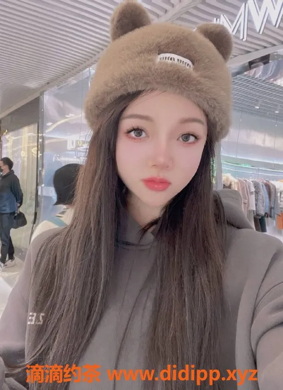 深圳楼凤-深圳宝宝欣，24岁34D，800元服务，167cm42斤