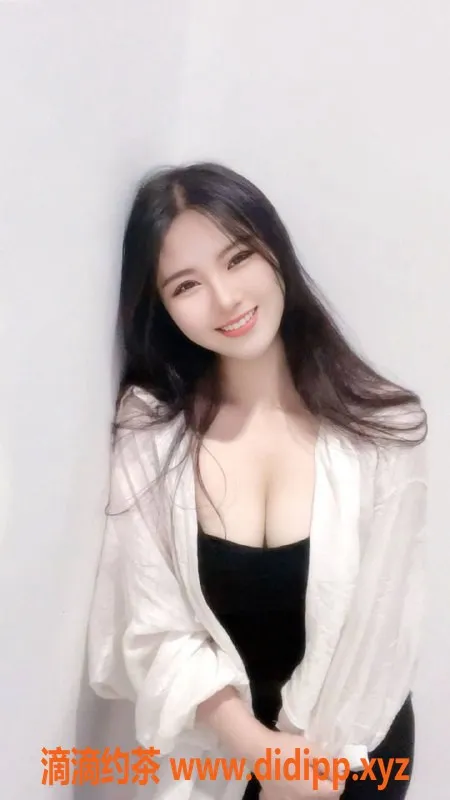 上海楼凤-普陀肉肉，162cm胸D小姐，700元起服务