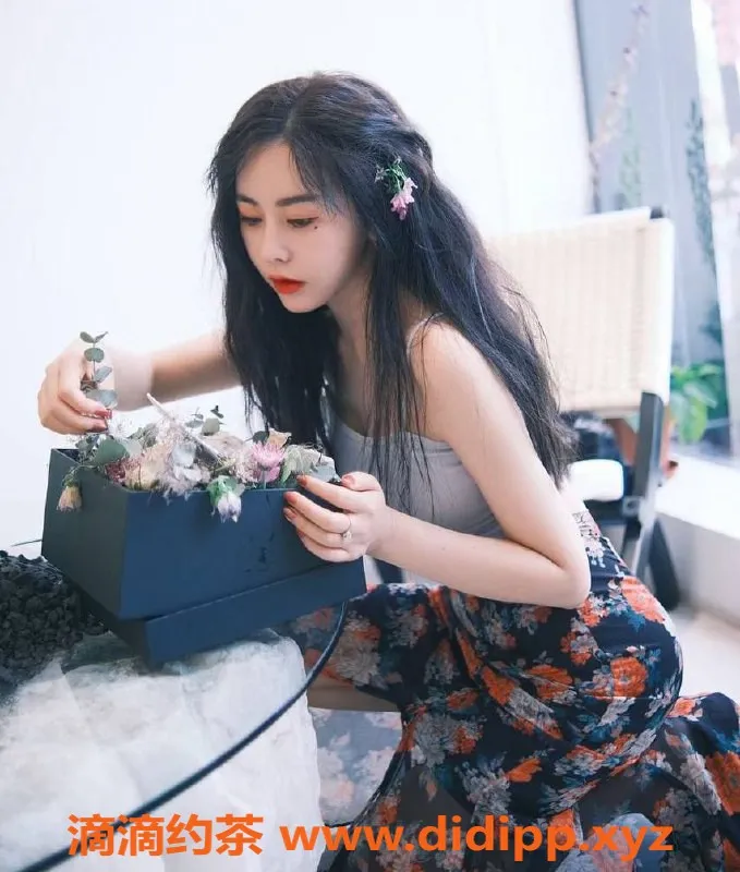 上海楼凤资源信息,花店老板娘黄浦，福利价2000P，超值服务等你来抢！