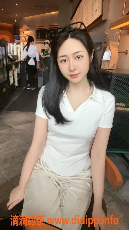 深圳楼凤-深圳南山大胸诗诗，164cm 50kg，千元档服务