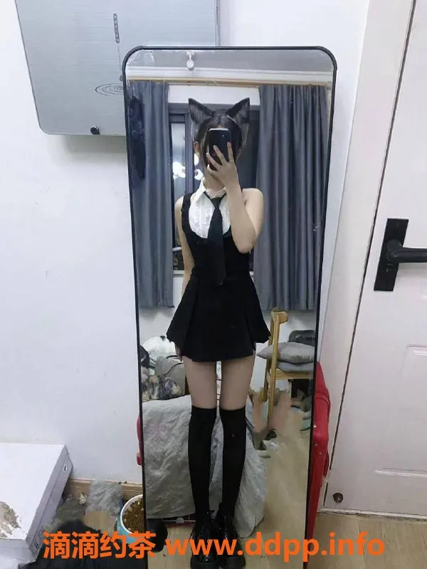 上海楼凤-普陀小果儿，162身高B罩杯，1000起价