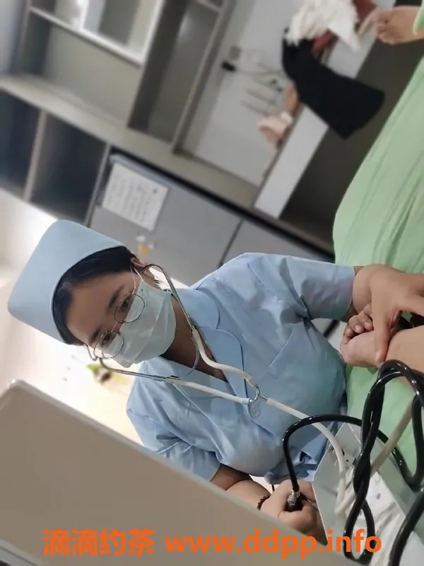 上海楼凤资源信息,宝山护士婷婷，160cm，60kg，600元体验