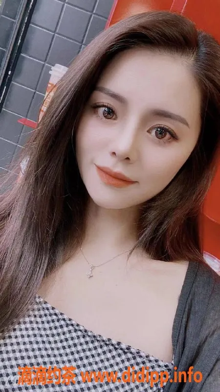 杭州楼凤-拱墅区婷儿，161cm小蛮腰，24岁提供多样服务