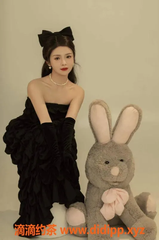 杭州楼凤-拱墅区婷儿，161cm小蛮腰，24岁提供多样服务