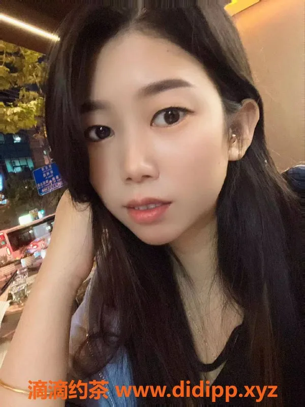 广州楼凤-天河嫩妹小柒，500元约会服务体验