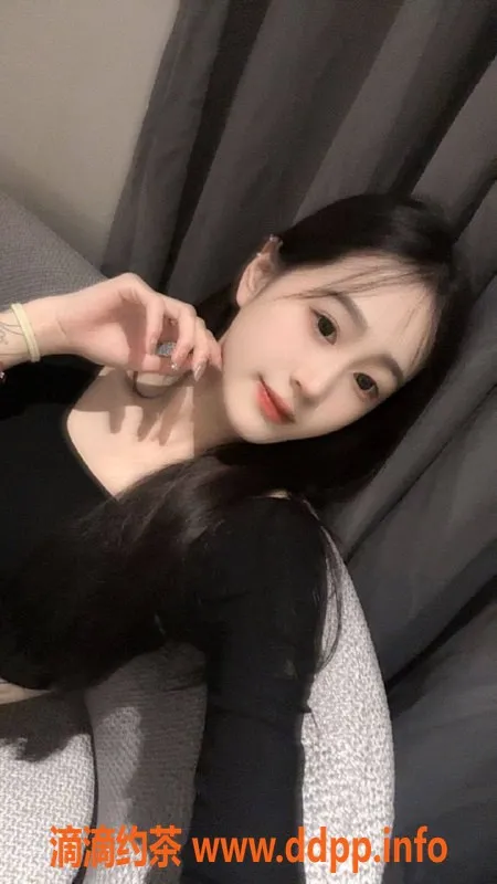 深圳楼凤-宝安诗诗，深喉制服丝袜服务只需700