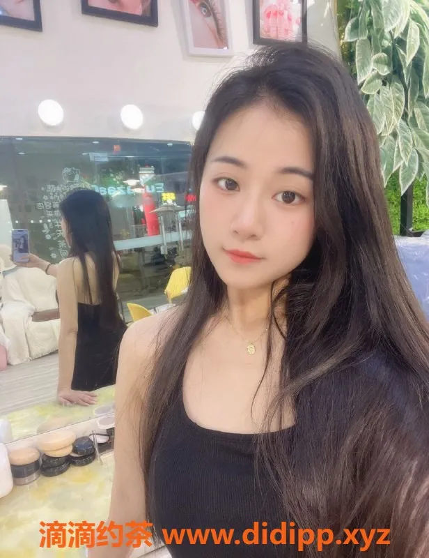 深圳楼凤-深圳龙岗萌萌，161高46重，800元开始