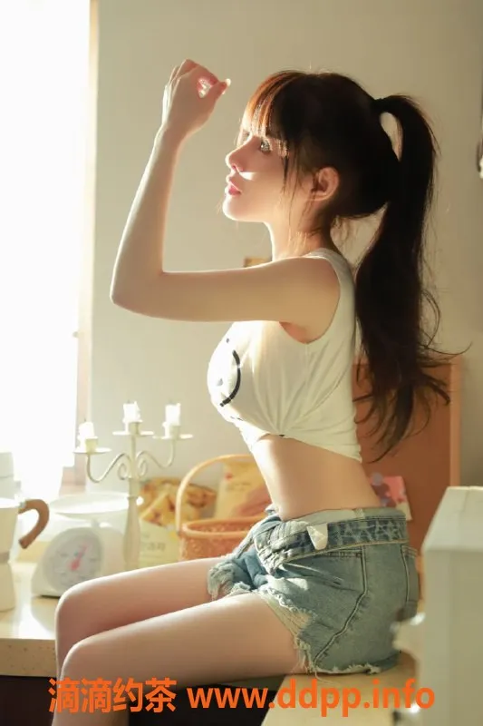 杭州楼凤-杭州上城小熊熊，165cm/D罩杯，甜美服务等你来享