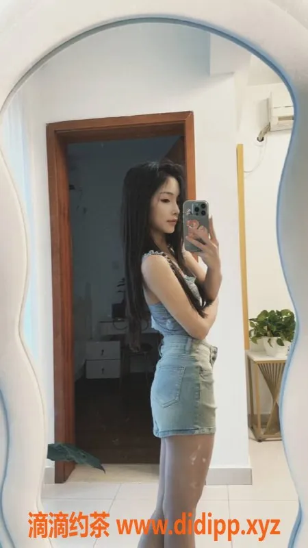 深圳楼凤资源信息,深圳福田19岁嫩妹，1200元起步