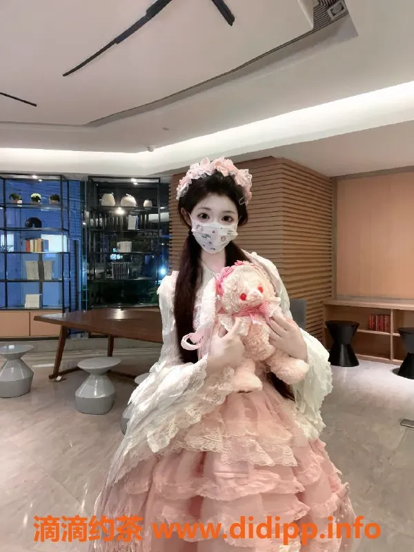 上海楼凤-长宁QQ糖，166cm嫩妹，1300p/60分钟服务