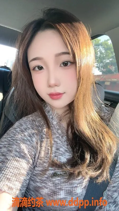 上海楼凤-小乖 - 普陀160cm, 46kg, 胸D，800元起