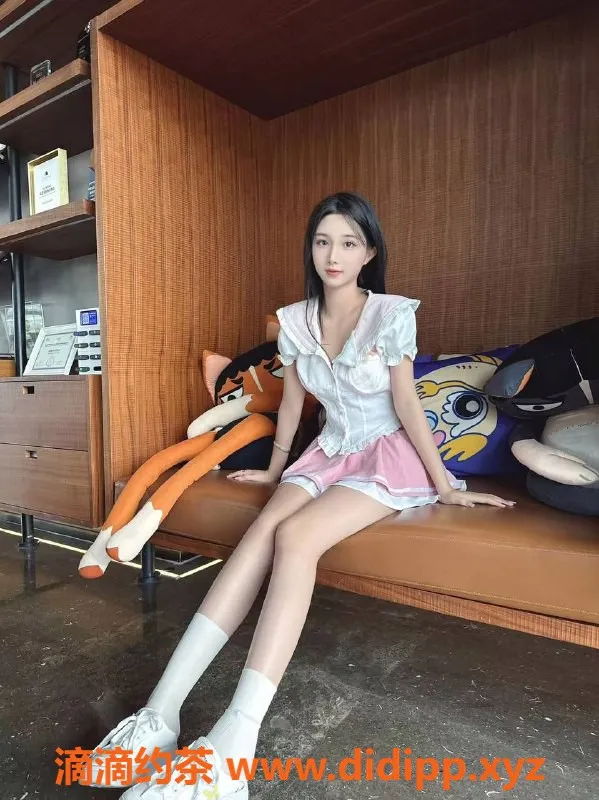 上海楼凤-浦东糖糖，165cm 46kg，1200元起服务