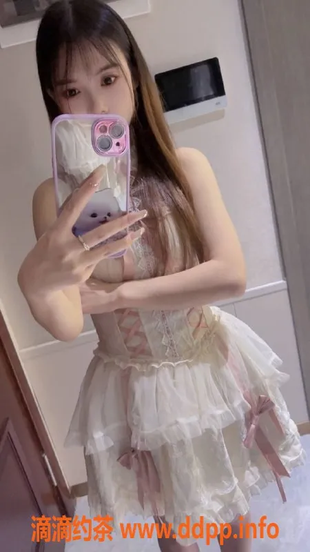 广州楼凤-白云区猫猫，真实体验，课费700p起