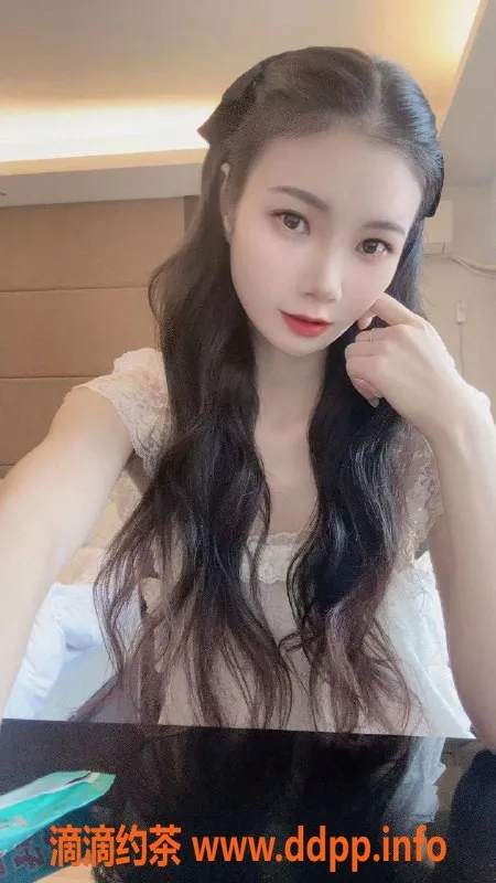 广州楼凤-天河嫩妹双儿，20岁视频验证，600元体验