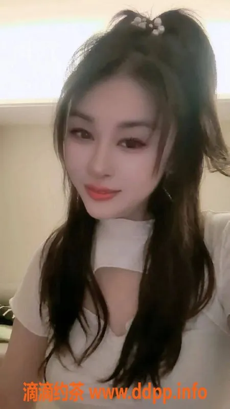 南京楼凤资源信息,建邺区26岁吖吖，身高162D罩杯，热情服务等你体验